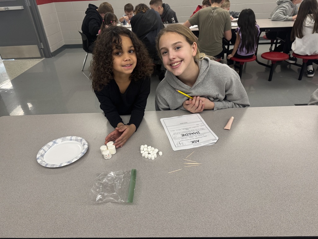  Enjoying the afternoon 