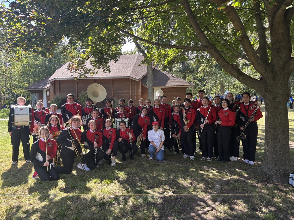 Smiling band kids