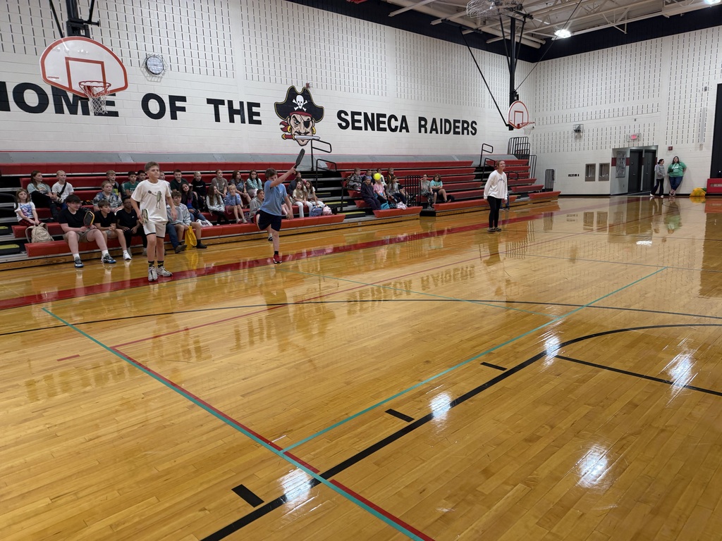Students play pickleball