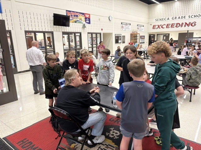 5th/6th Grade Lunch