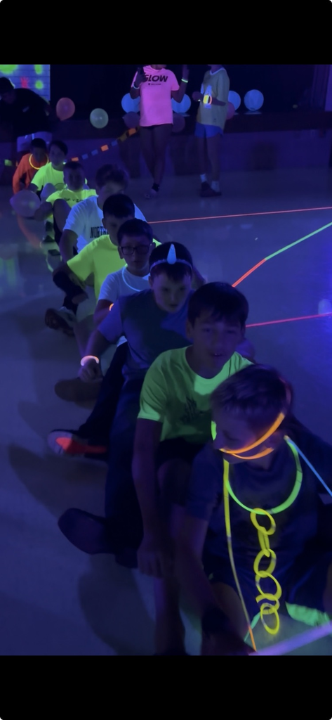 kids rowing