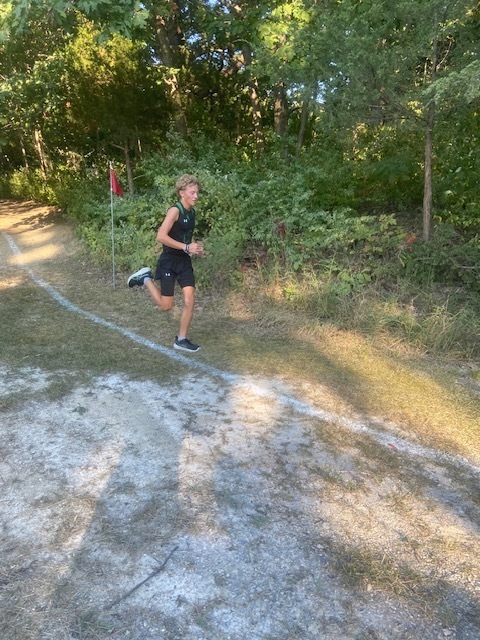 The XC team competed in the 2nd Annual Ottawa Pirate Nautical Mile Relay Race last night.