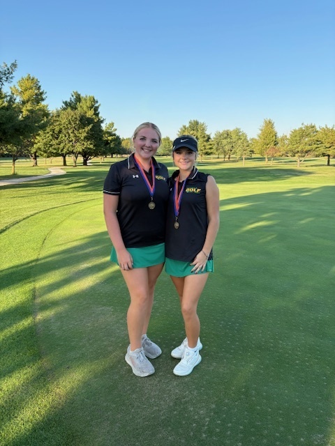 Piper Stenzel and Cam Stecken led the way for the Lady Irish on Monday at the Pontiac Invitational