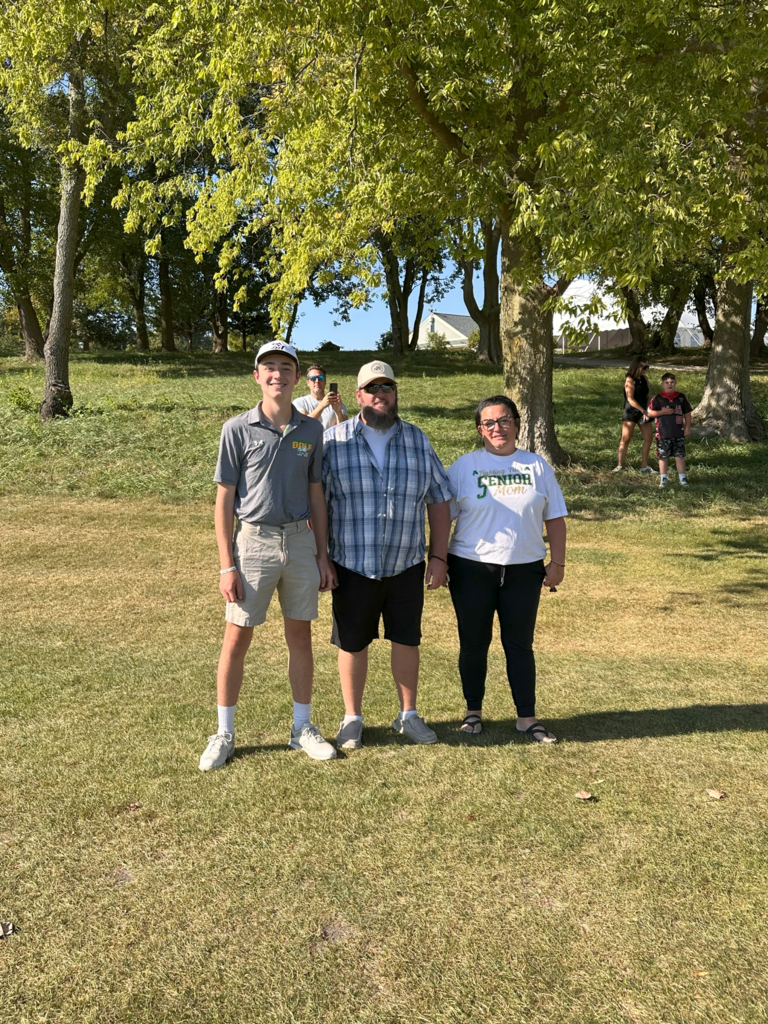 On Monday the Fighting Irish Golf team honored our senior boys golfers at the Creek against Dwight.