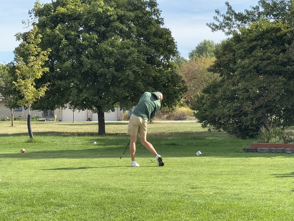 The Fighting Irish Golf team competed at Dwight CC in the IHSA Class 1A Regional on Wednesday.