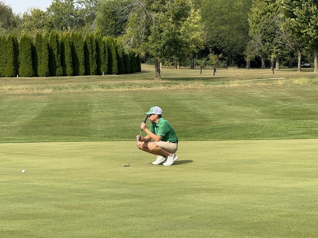 The Fighting Irish Golf team competed at Dwight CC in the IHSA Class 1A Regional on Wednesday.