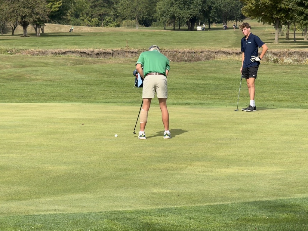 The Fighting Irish Golf team competed at Dwight CC in the IHSA Class 1A Regional on Wednesday.