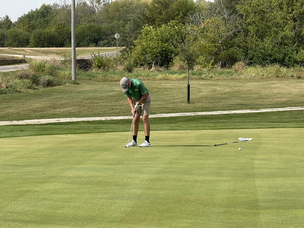 The Fighting Irish Golf team competed at Dwight CC in the IHSA Class 1A Regional on Wednesday.