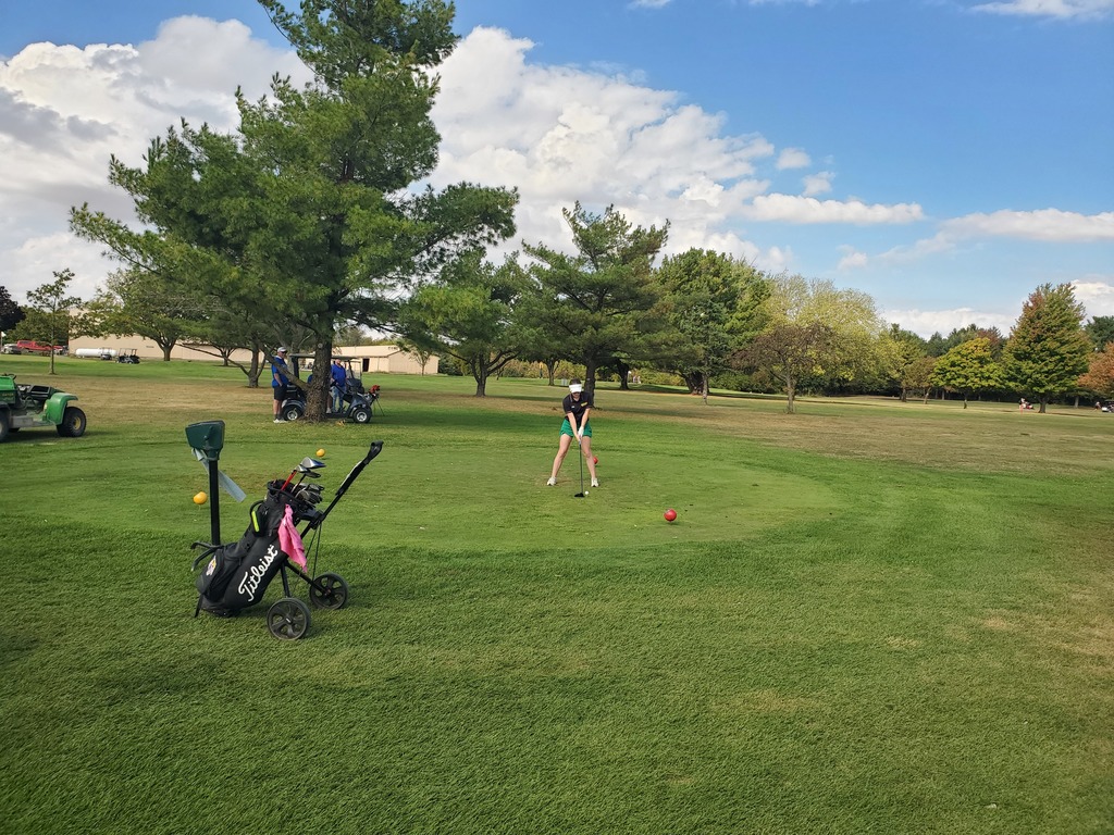 The Lady Irish Golf qualifiers competed in the IHSA Class 1A Sectional at Wolf Creek Golf Course on Monday.