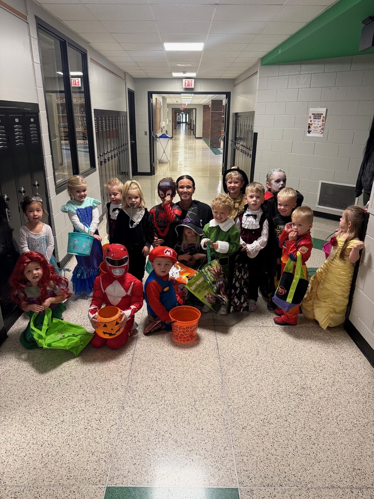 Our faculty & staff invited our preschoolers to come around and trick or treat this morning.