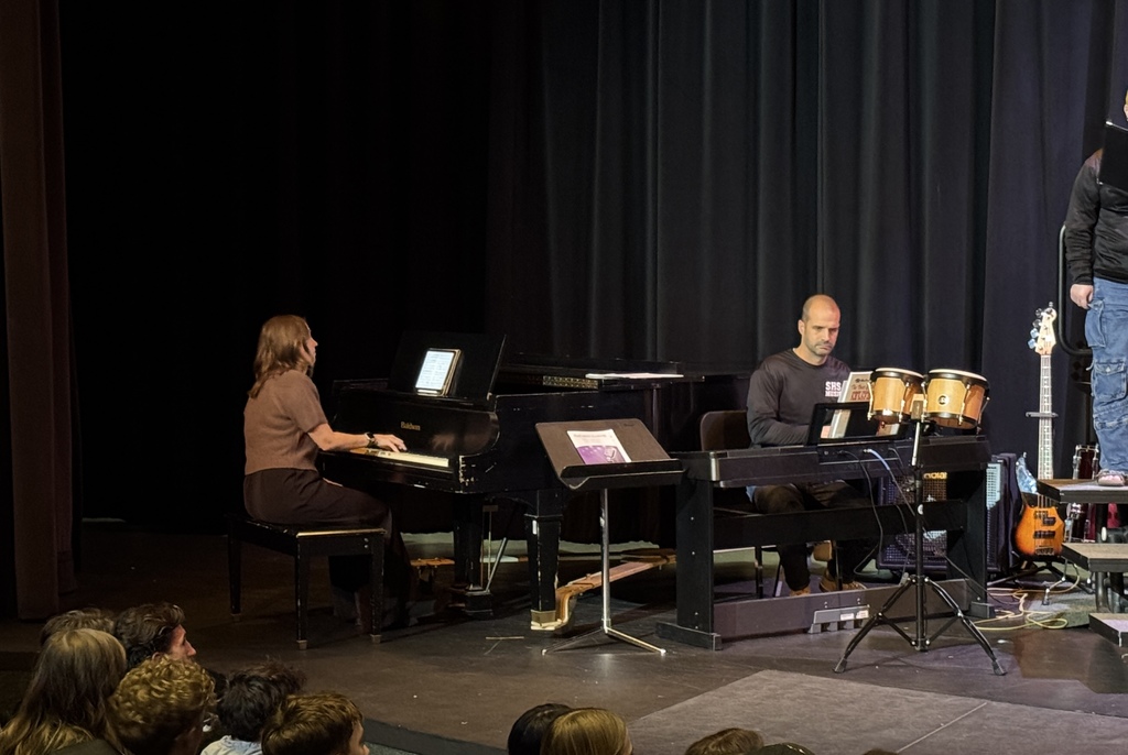 The SHS Jazz Band & Choir held its Fall Concert on Wednesday night.