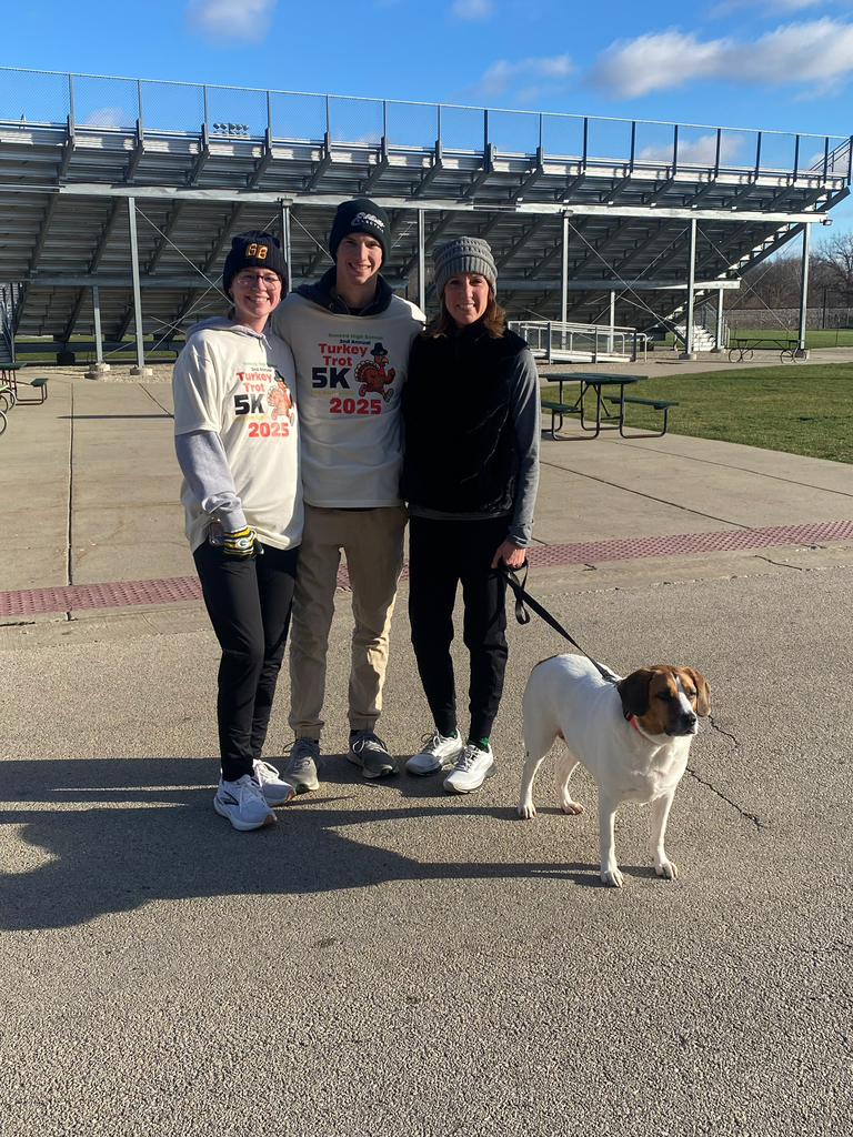 Seneca High School held their annual Staff, Family, and Friends Turkey Trot 5k fun run/walk this morning.