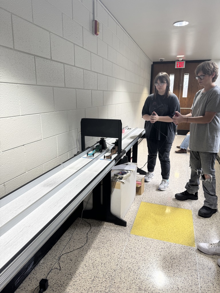 Mr. Kirkton’s Intro to Tech classes recently wrapped up their Transportation Unit. 