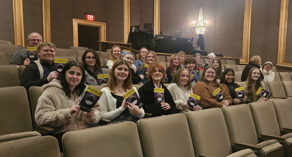 The Seneca High School Drama Club took a trip to Drury Lane for a holiday brunch with Santa and a fantastic performance of the musical Sister Act on Sunday.