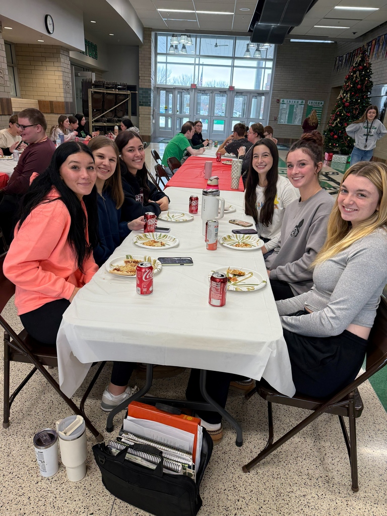 The top three SSTs with the most donations from this year's Thanksgiving Basket Program had a pizza party on Thursday.