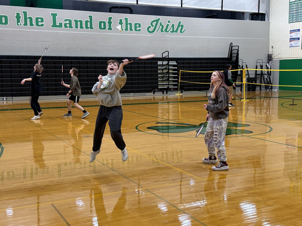 The top badminton duo from each PE class battled it out in the 2nd Annual Irish Badminton Classic on Thursday.