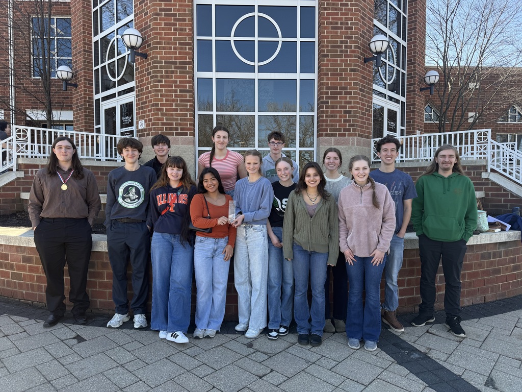 The ACES team attended sectionals at the Eola Community Center in Naperville, IL on Monday.