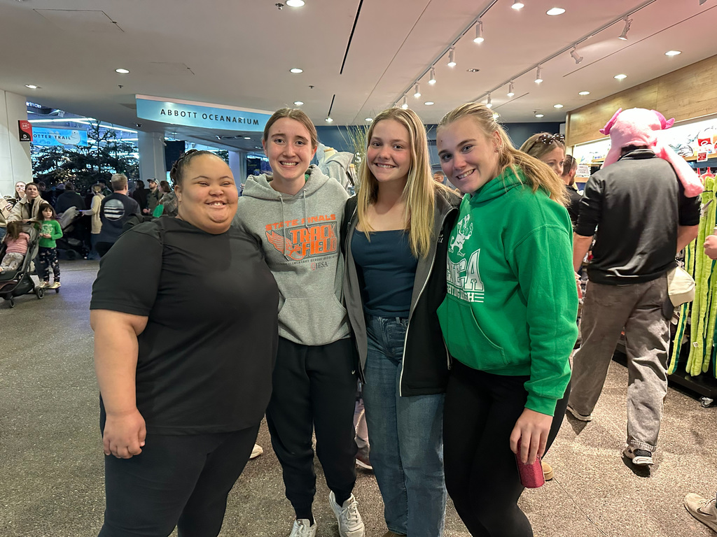 RISE took 74 students to the Shedd Aquarium in Chicago for our annual RISE member field trip on Monday.