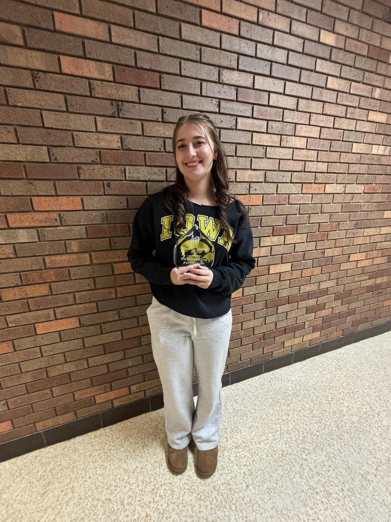 Ella Ter Wee- Outstanding Performer Award WW  3-14-26