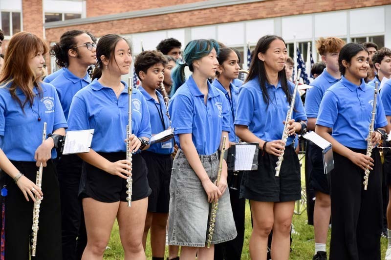 Students holding flutes.