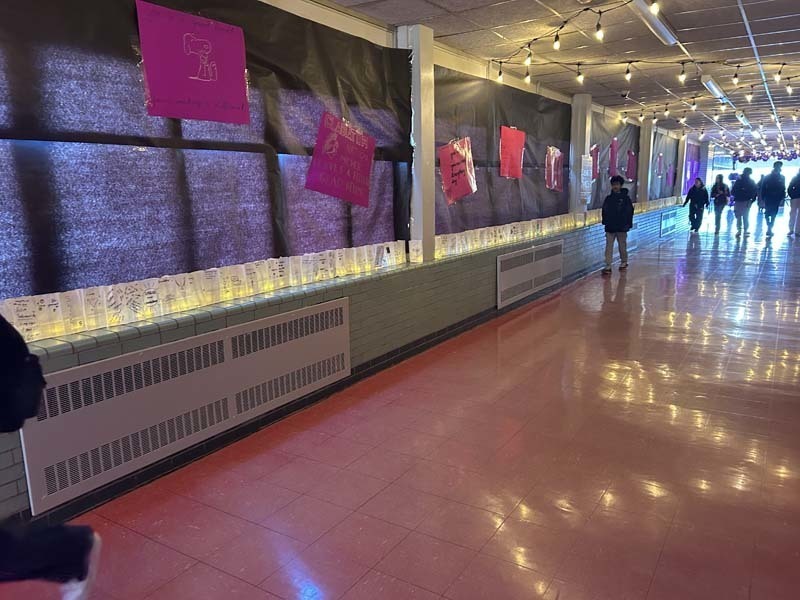 Picture of decorated hallway.