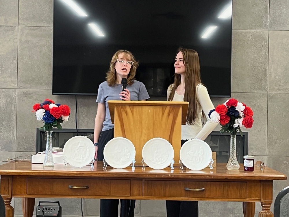 SHS Sophomore Pilgrams Report to GFWC Seward Woman’s Club on Adventure
