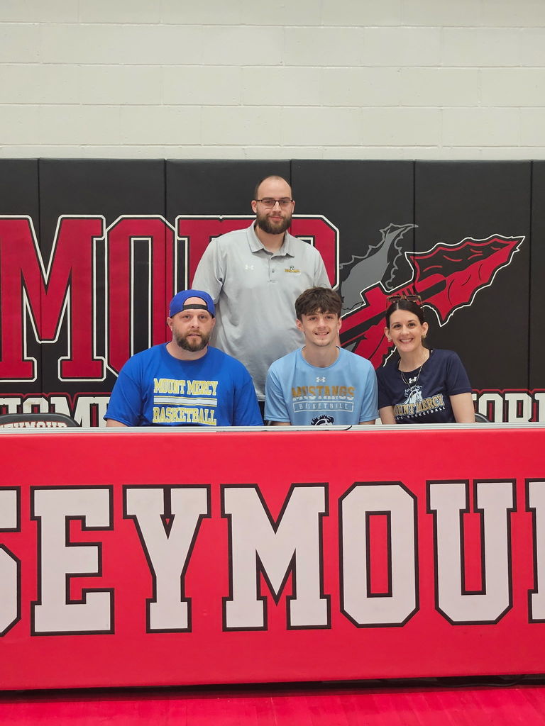 Gavyn Signing Day 1