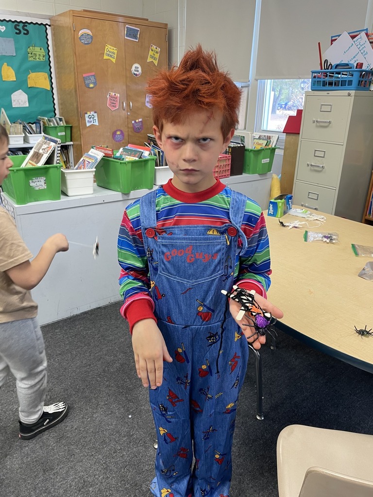 🎃👻 Spooktacular Fun at Chatsworth Elementary!👻🎃