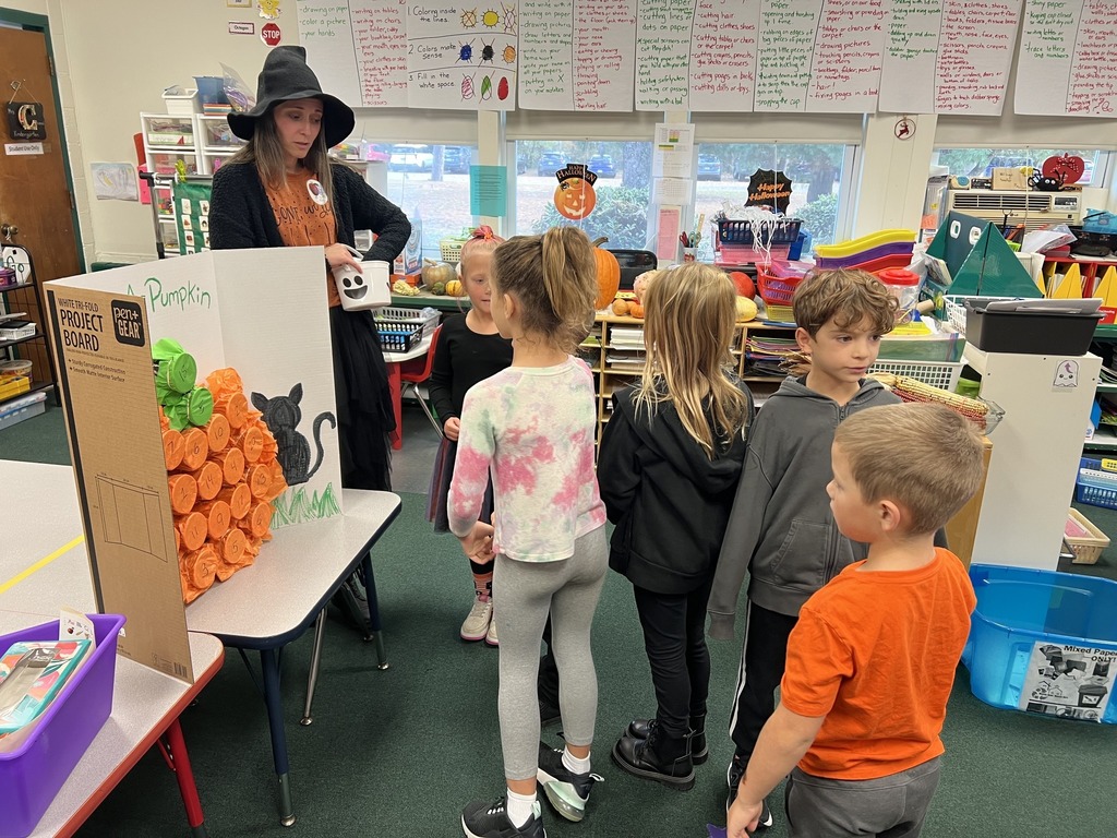 🎃👻 Spooktacular Fun at Chatsworth Elementary!👻🎃