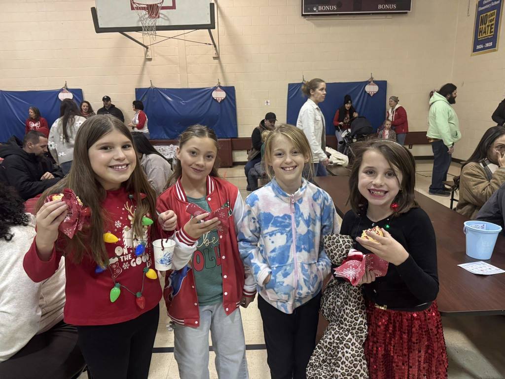 Tree Lighting with Santa & Mrs. Claus. 🎄✨