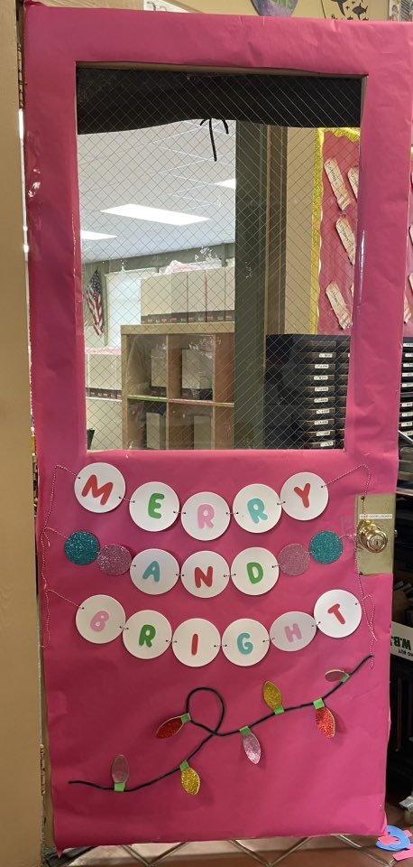 ℍ𝕠𝕝𝕚𝕕𝕒𝕪 𝕞𝕒𝕘𝕚𝕔 𝕚𝕤 𝕖𝕧𝕖𝕣𝕪𝕨𝕙𝕖𝕣𝕖 𝕒𝕥 ℂ𝕙𝕒𝕥𝕤𝕨𝕠𝕣𝕥𝕙 𝔼𝕝𝕖𝕞𝕖𝕟𝕥𝕒𝕣𝕪!  🎄😊