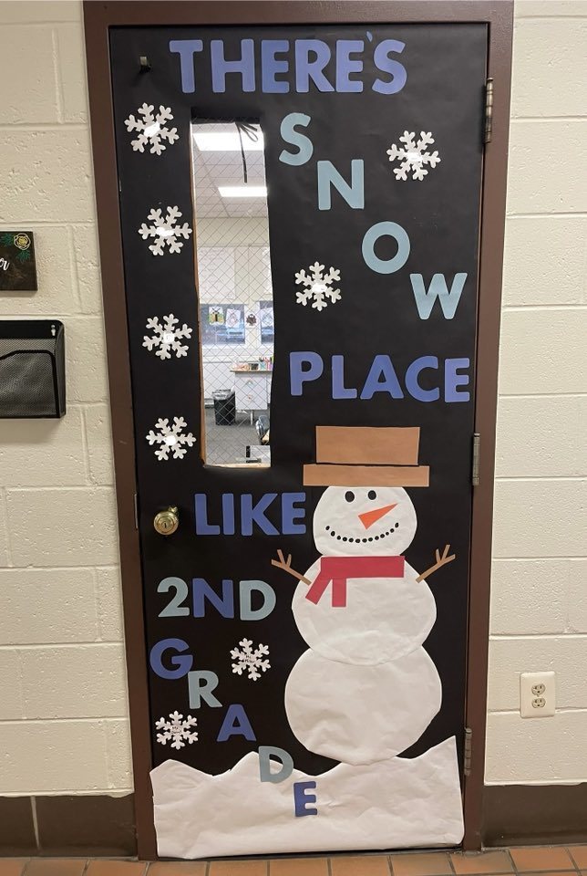 ℍ𝕠𝕝𝕚𝕕𝕒𝕪 𝕞𝕒𝕘𝕚𝕔 𝕚𝕤 𝕖𝕧𝕖𝕣𝕪𝕨𝕙𝕖𝕣𝕖 𝕒𝕥 ℂ𝕙𝕒𝕥𝕤𝕨𝕠𝕣𝕥𝕙 𝔼𝕝𝕖𝕞𝕖𝕟𝕥𝕒𝕣𝕪!  🎄😊