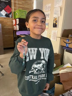 🎨🧵 Strings 'n Things is in full swing at Summer School! Students are getting creative and hands-on, making all kinds of fun and unique crafts. From yarn to beads to everything in between, they're putting their imaginations to work one project at a time! ✂️🧶✨ #ShawanoProud