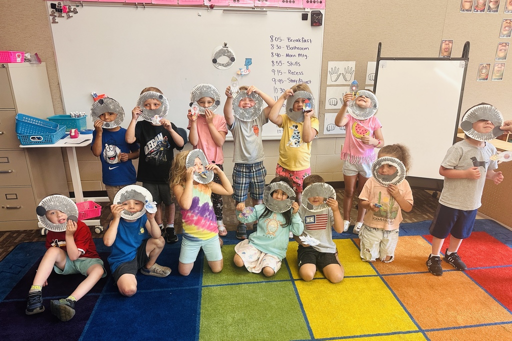 🚀 Miss Beauprey's 4K class wrapped up Space Week in out-of-this-world style! They suited up with their astronaut helmets and launched their rockets into the galaxy 🌌✨ Future astronauts in the making! 👩🚀🧑🚀 #ShawanoProud