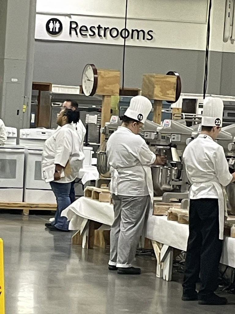 🎉 Huge congratulations to Laci Sperberg! 🎂✨ Laci competed at the SkillsUSA National Baking & Pastry Arts contest in Atlanta, June 24–27—and absolutely crushed it!  In just 7 hours, she decorated a cake, baked cookies, bread, rolls, eclairs and quiche—and was one of the few to finish everything on time. Out of 35 secondary contestants, she placed 10th in the nation!👏  We’re beyond proud of her talent, determination, and composure under pressure. Can’t wait to see what’s next for her sweet journey! 🍰👩‍🍳💪   #ShawanoProud