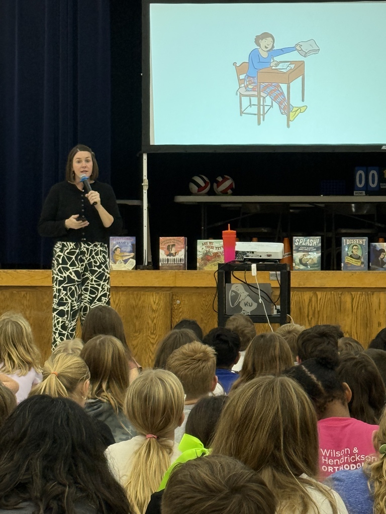 Elizabeth Baddeley speaking at SHES