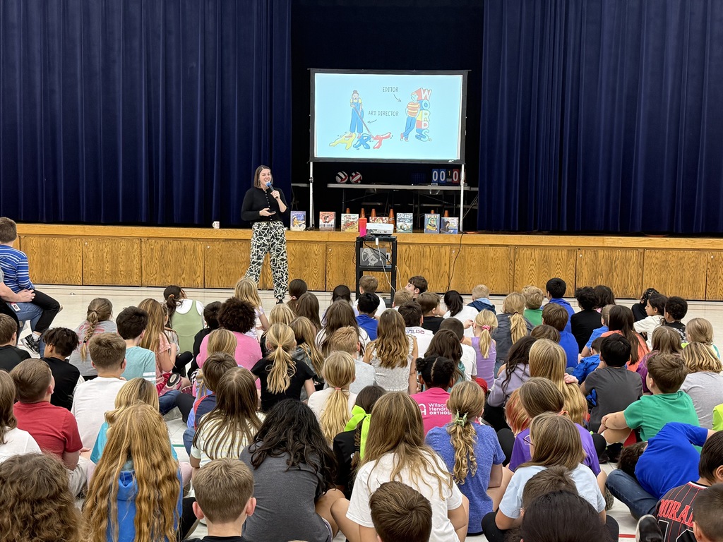 Elizabeth Baddeley speaking at SHES