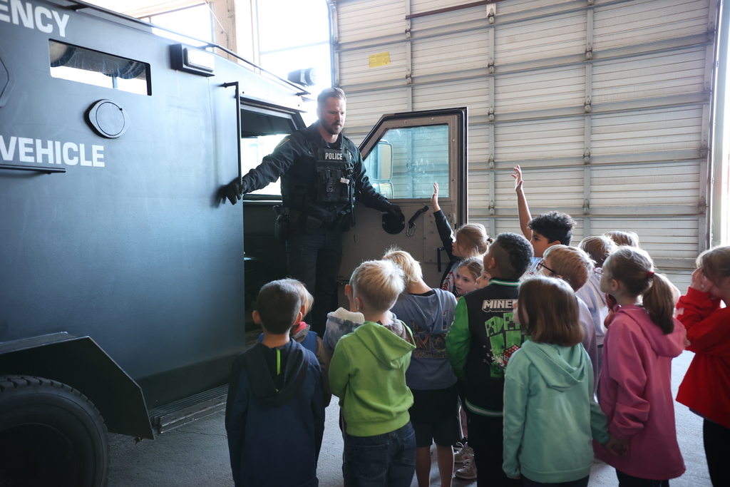 TSouth 1st Graders Field Trip to TPD