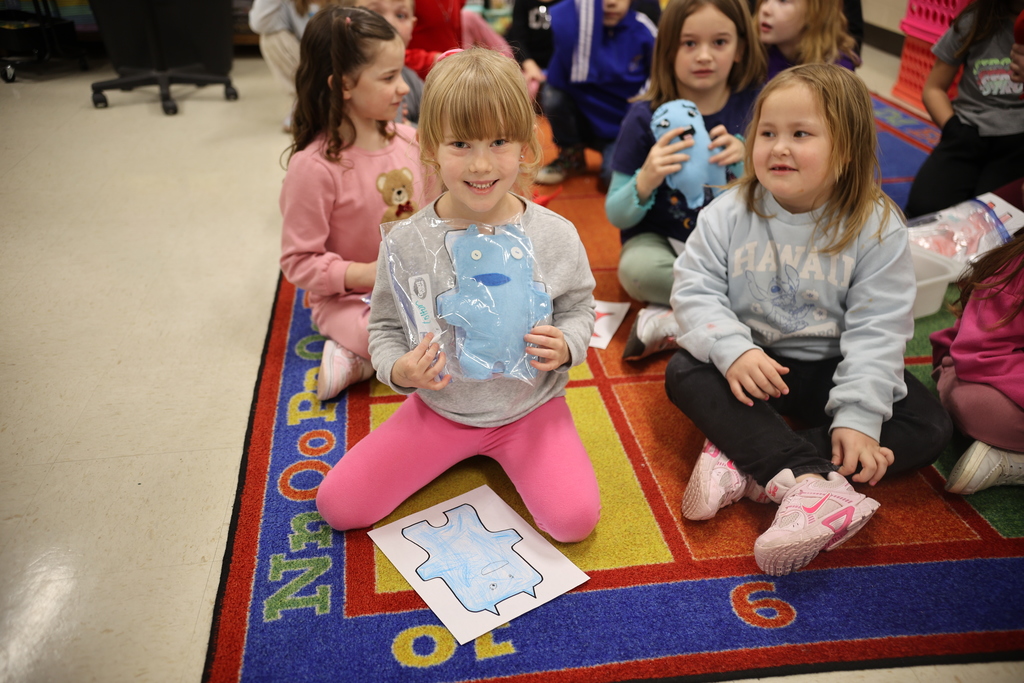 SHMS presenting Critters to 1st Grade students at SHES.