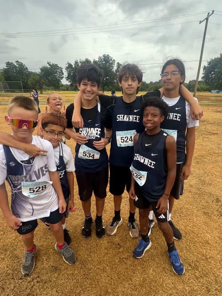 group of track runners