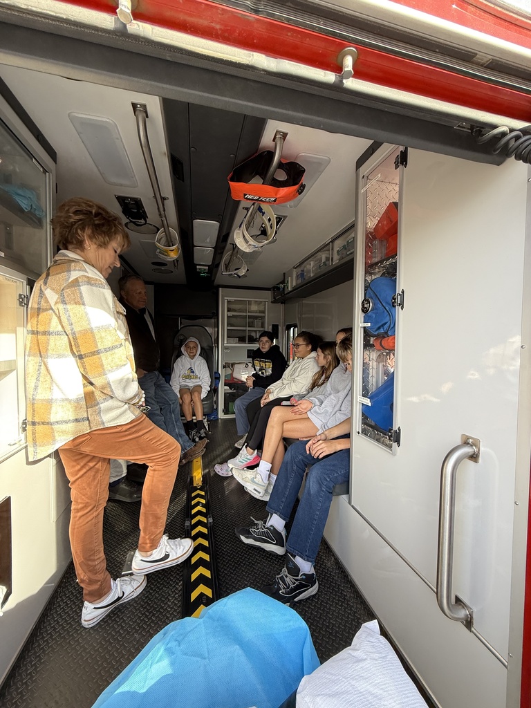 6th grade Explore students tour the Shelby VFD ambulance with Fire Chief John Eller and EMT Denise Humlicek.