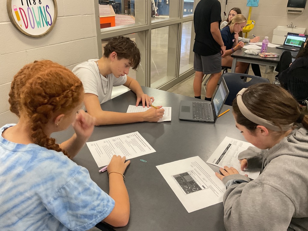 kids working in class