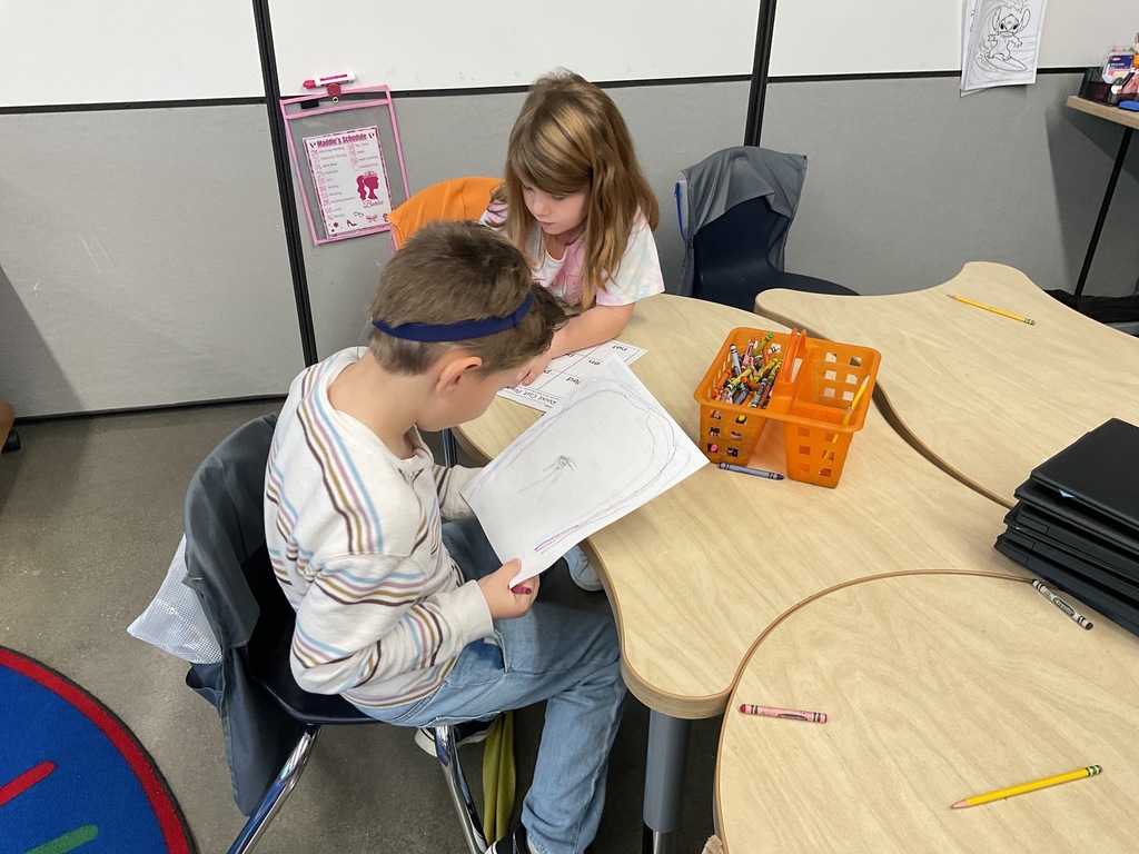 kindergarteners working 