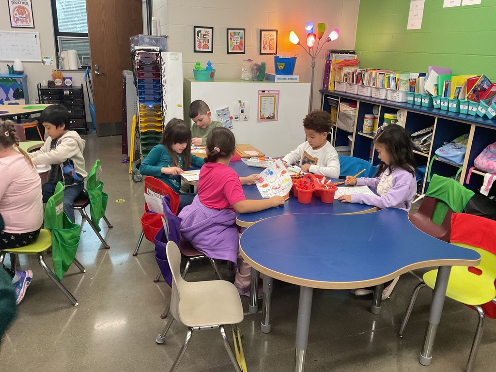 kindergarteners working 