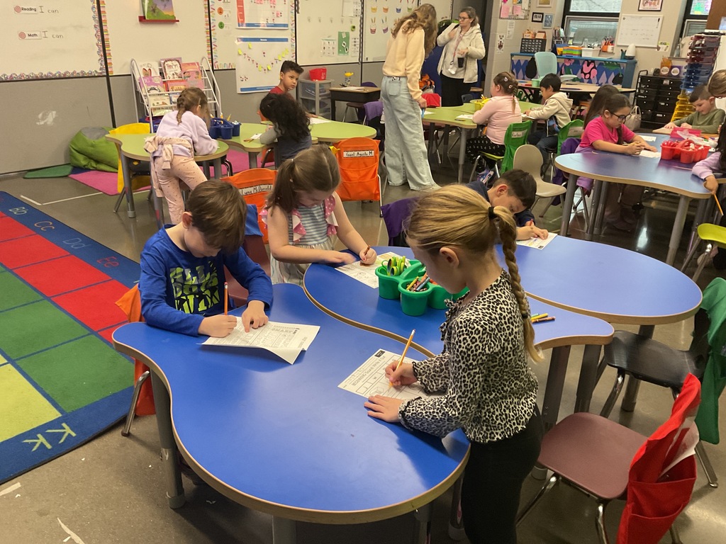 kindergarteners working 