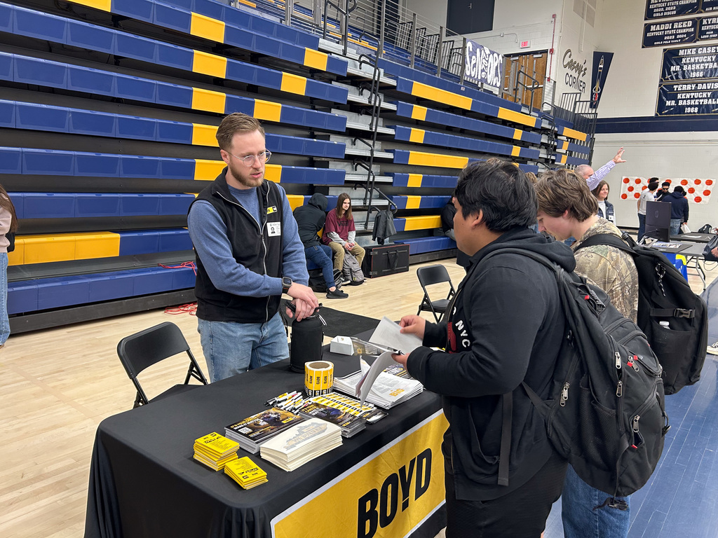 SCHS Students chatting with Job Fair Presenters