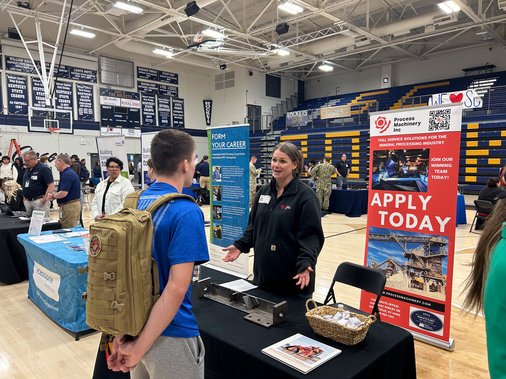 SCHS Students chatting with Job Fair Presenters
