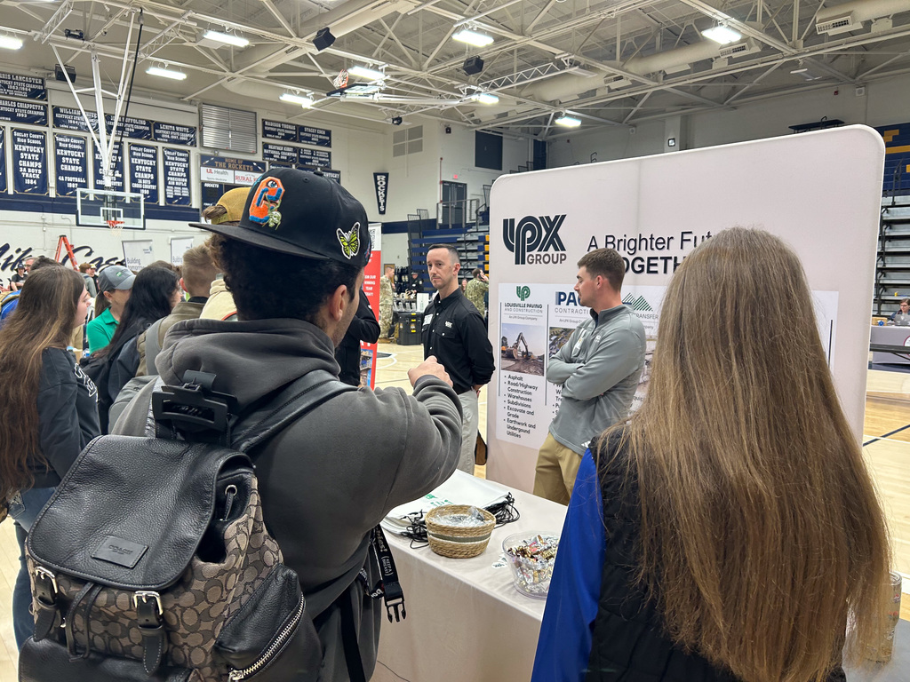 SCHS Students chatting with Job Fair Presenters