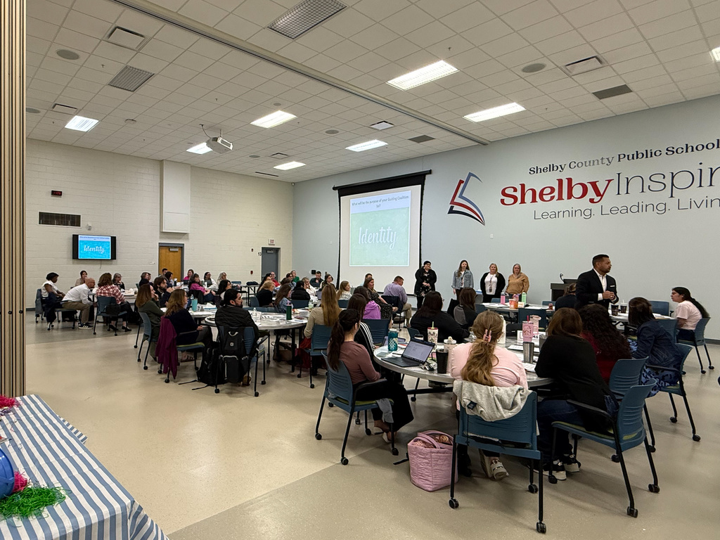 Dr. Cruz presenting to SCPS staff