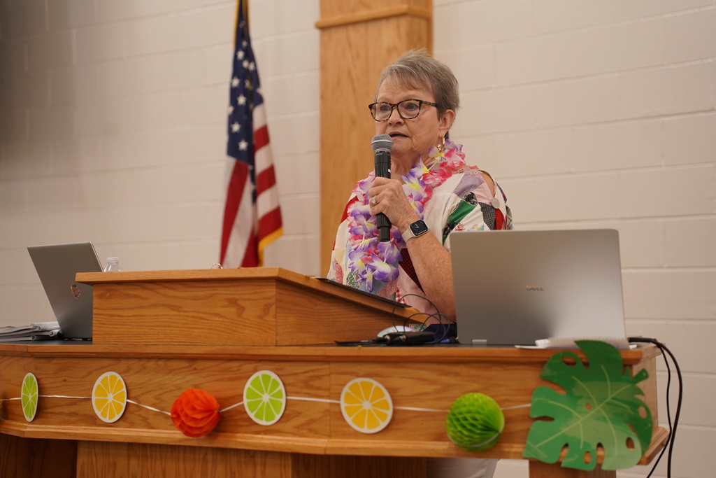 Mama Sue Garret speaking to CNP